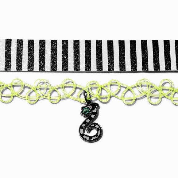 ‼️ FINAL PRICE DROP‼️ Beetlejuice Striped and Green Choker Set - Picture 2 of 3